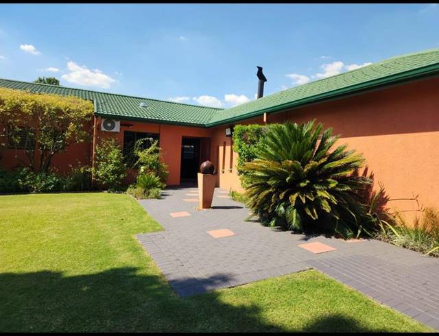 3 BEDROOM HOUSE FOR SALE IN SASOLBURG EXT 11